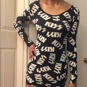 Kiss mini dress